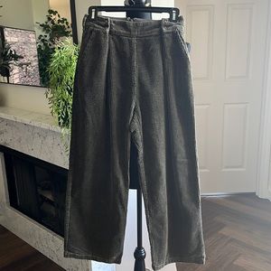 Army green cropped corduroy pants